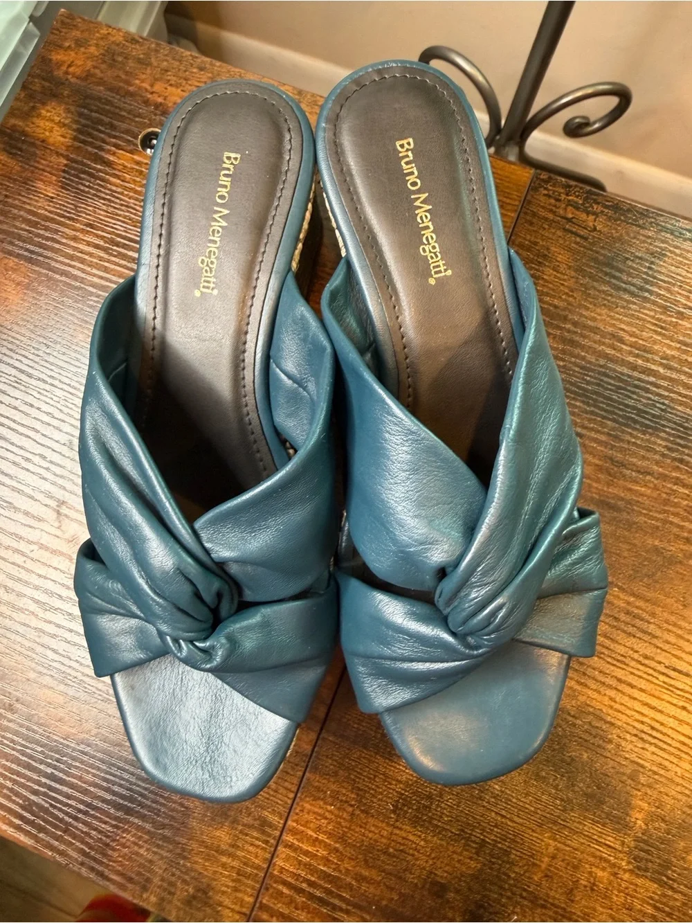 Bruno Menegatti wedge sandals blue leather knotted upper woven platform Size 8